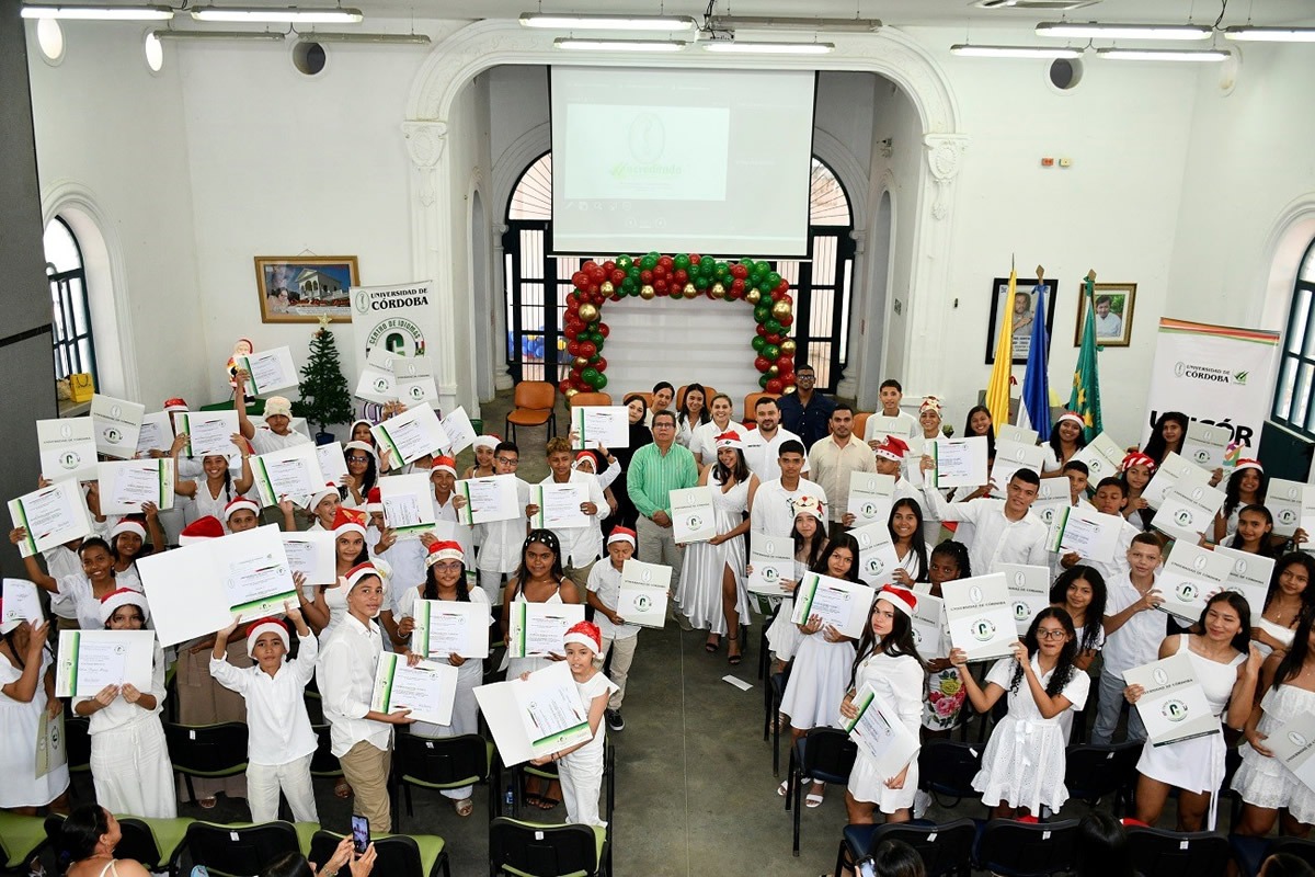 Las ceremonias se realizaron en la Casa de Justica (San Pelayo) y Casa de la Cultura Manuel H. Pretel (Ciénaga de Oro). El proceso de enseñanza – aprendizaje del inglés genera nuevas oportunidades para la región.