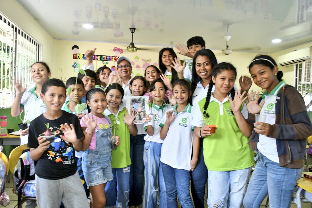 Unos 4 mil estudiantes reciben este sábado 8 y lunes 17 de febrero el Centro de Idiomas de Unicórdoba