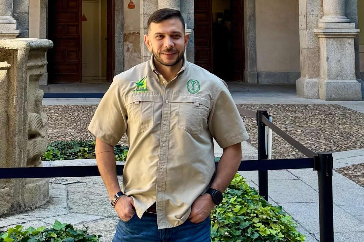 Docente Jorge Cárdenas
