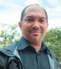 Profesor Oswaldo Velez