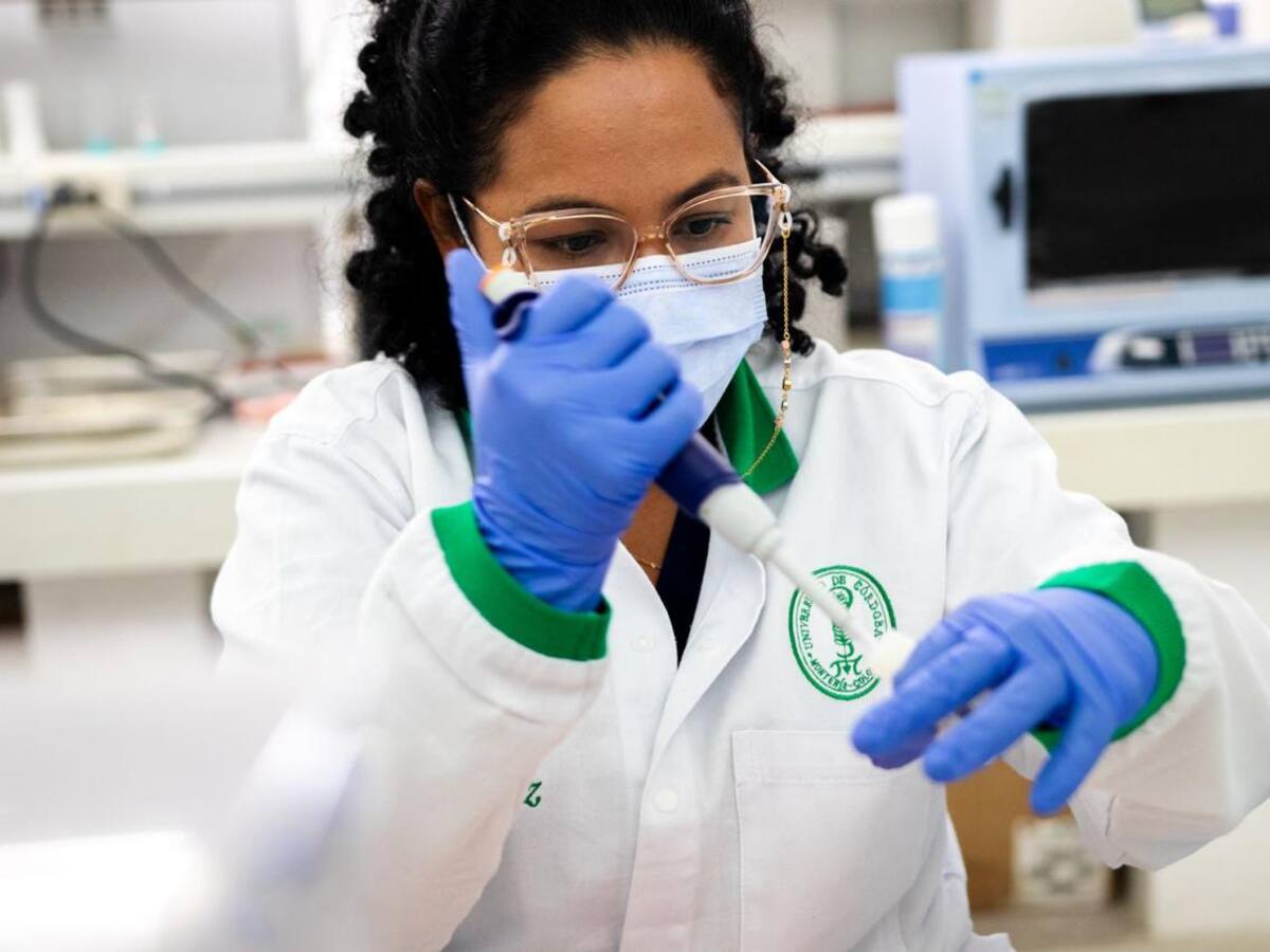 FLC4A7H2KRE5ZAIMTTH3QMBNKU