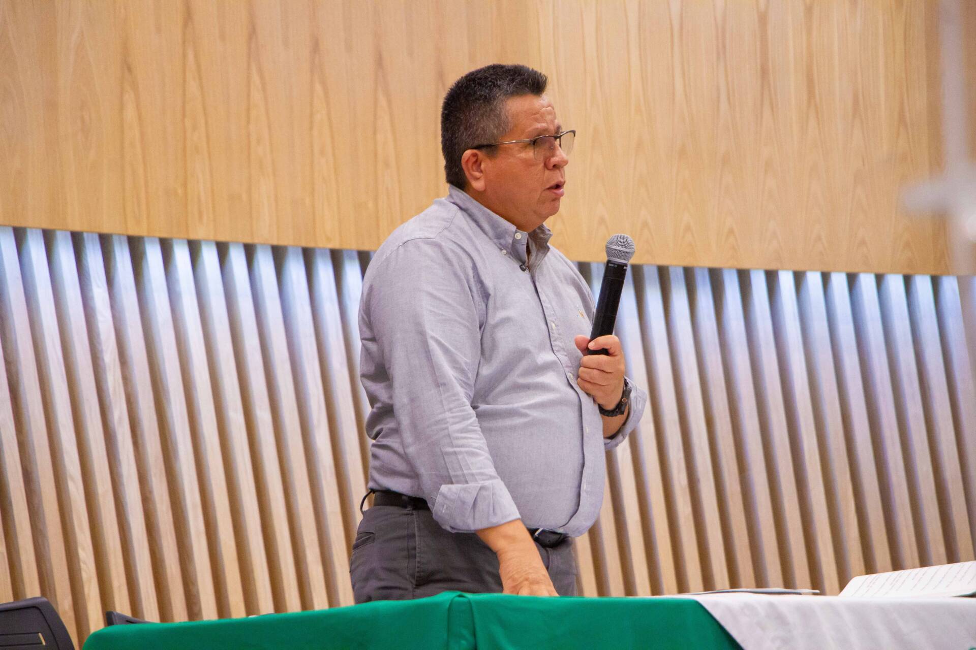 La conferencia del rector Torres Oviedo se desarrolló durante la tarde del jueves 23 de abril.