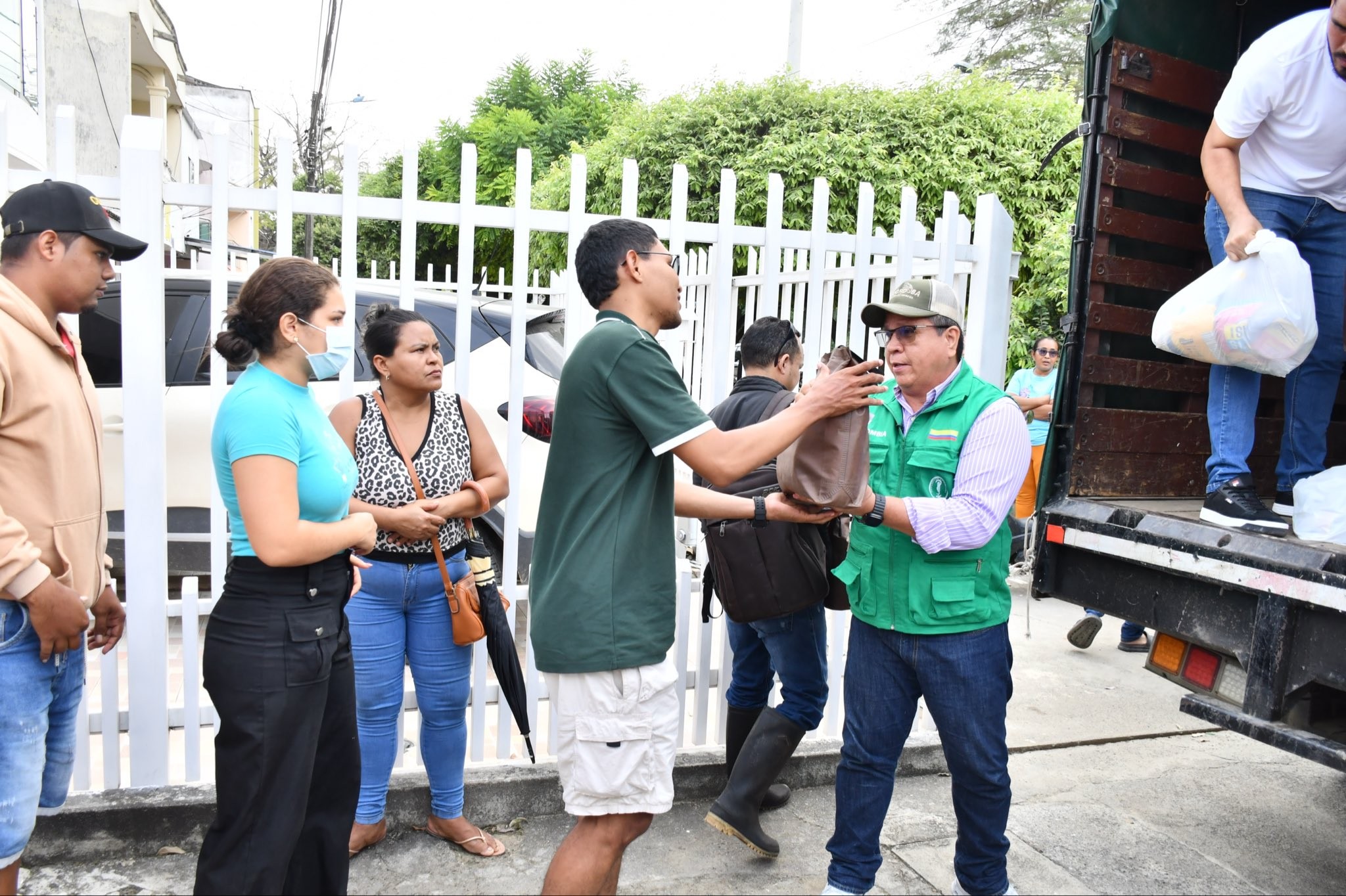 Es la segunda gran ayuda a los estudiantes unicordobeses afectados por las inundaciones. Hace unas semanas recibieron asistencia humanitaria coordinada por el rector de esta alma mater y la Oficina de Bienestar Institucional.