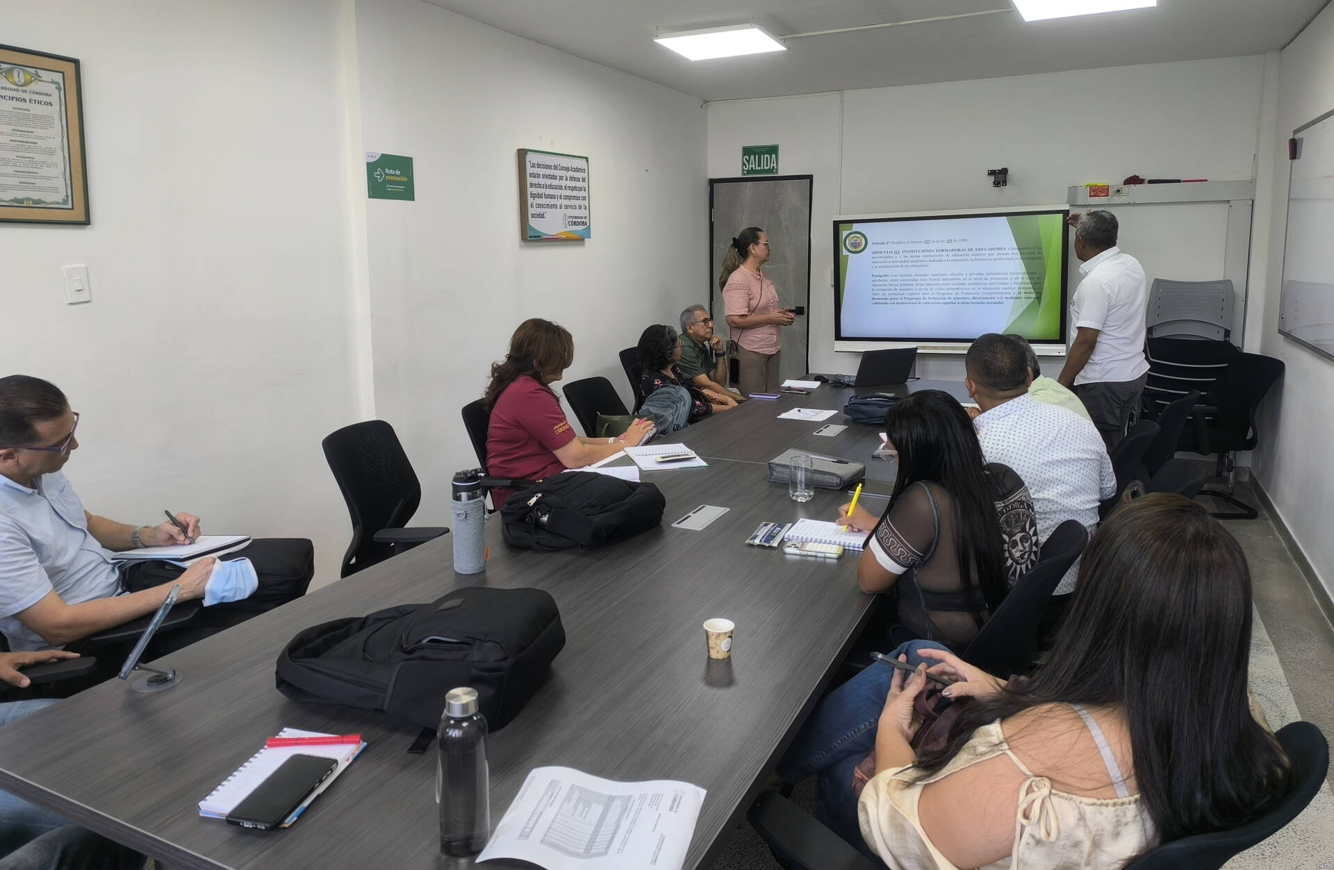 Con este convenio reactivado a la luz de las nuevas disposiciones normativas, los normalistas podrán profesionalizarse cursando 4 o 5 semestre en las licenciaturas que oferta la Universidad