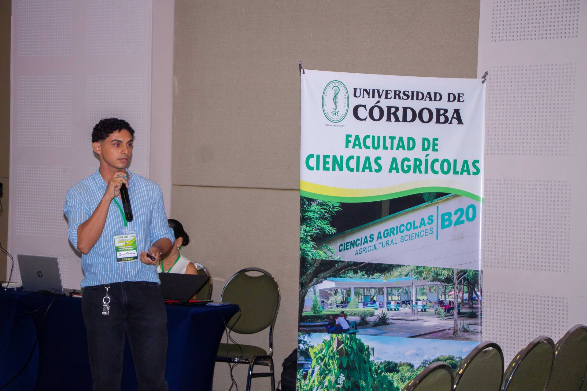 Juan Sebastián Sánchez Sarge, estudiante de Unicórdoba, miembro del Grupo Regional de Investigación Participativa de los Pequeños Productores de la Costa Atlántica, INVEPAR