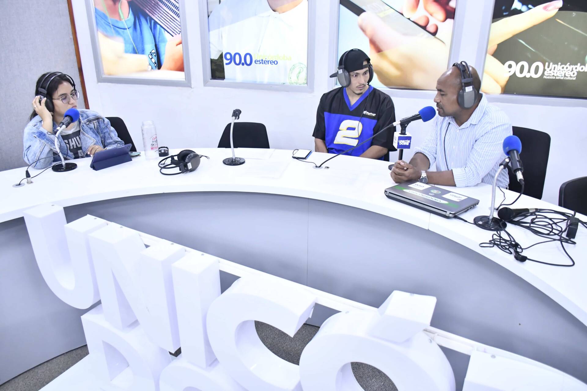 La parrilla de la emisora institucional se fortalece desde la importancia de resaltar los talentos, los músicos y los gestores de la cultura regional, así como seguir haciendo extensión del conocimiento desde la radio.