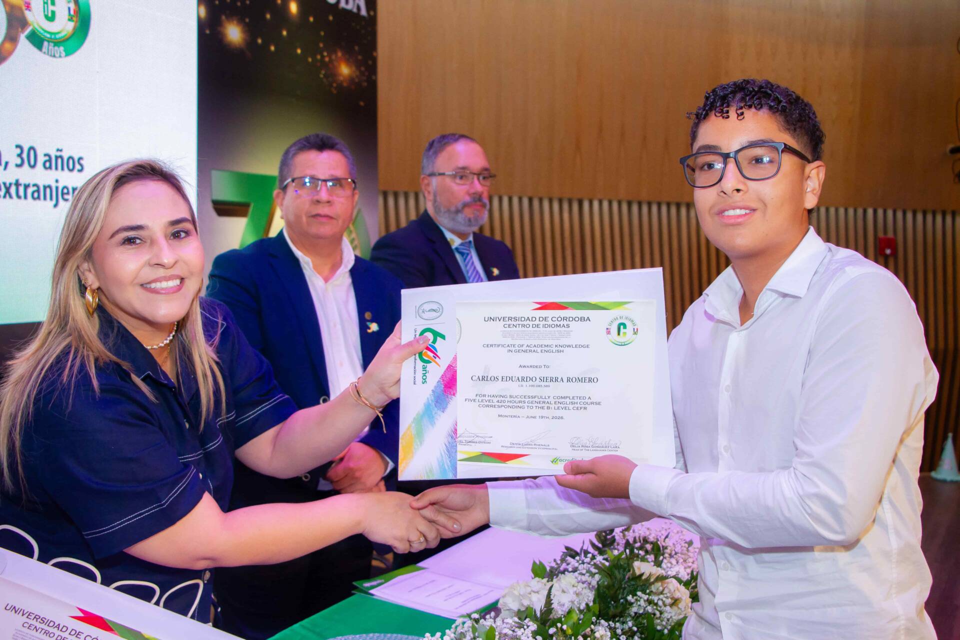 Niños, adolescentes y jóvenes de distintos municipios de Córdoba recibieron su certificación en inglés durante las ceremonias de graduación 2026-1 del Centro de Idiomas de Unicórdoba, que recientemente cumplió 30 años y que también ofrece formación en francés y portugués.
