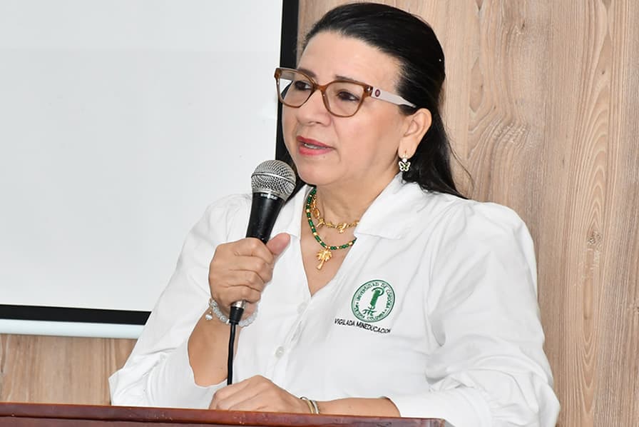 Investigadores, directivos universitarios y representantes de tres instituciones prestadoras de servicios de salud participaron en la clausura del proyecto liderado por la Universidad de Córdoba, que fortaleció la gestión del talento humano mediante procesos de formación y acompañamiento.