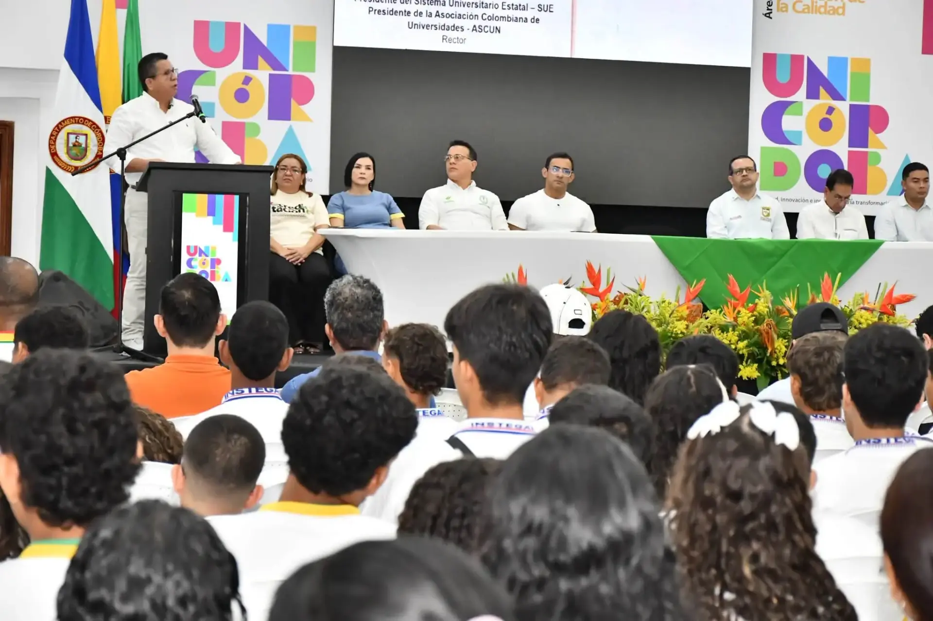 Estudiantes de instituciones educativas rurales de Valencia participaron en la jornada de inducción de la estrategia Universidad en Tu Colegio, una iniciativa que acerca la educación superior a los jóvenes de las distintas regiones del departamento.